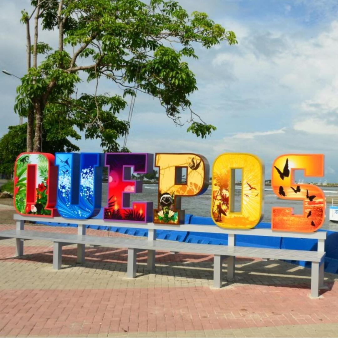 Hospedaje Quepos Exterior photo