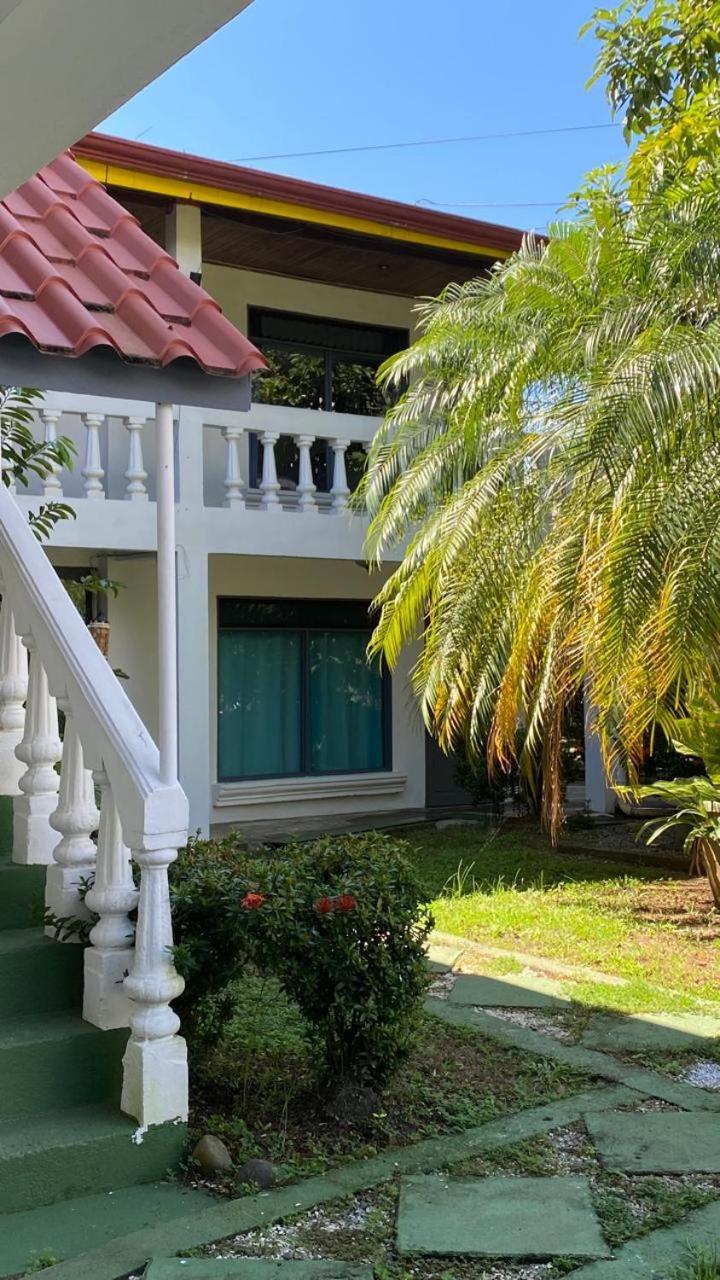 Hospedaje Quepos Exterior photo